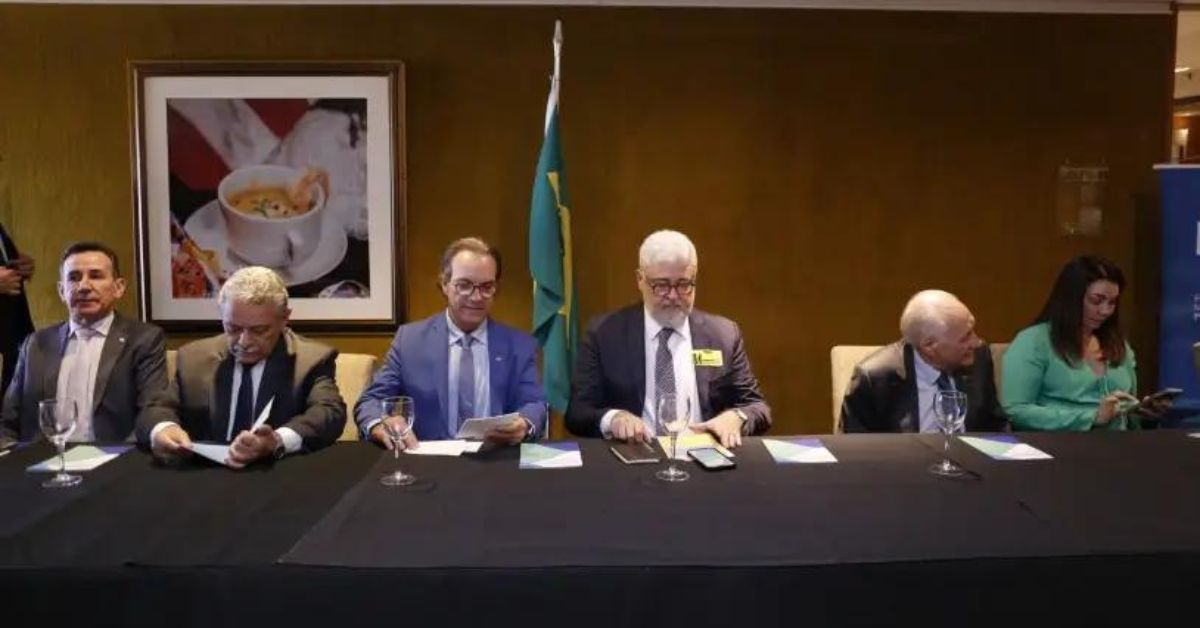 Sebrae vai ao Congresso e busca apoio para o Programa Acredita