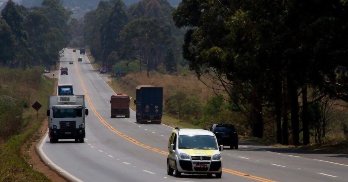 Trecho da rodovia entre Belo Horizonte e Juiz de Fora, na Zona da Mata, compreende 232 quilômetros de extensão | Crédito: Divulgação / Via040