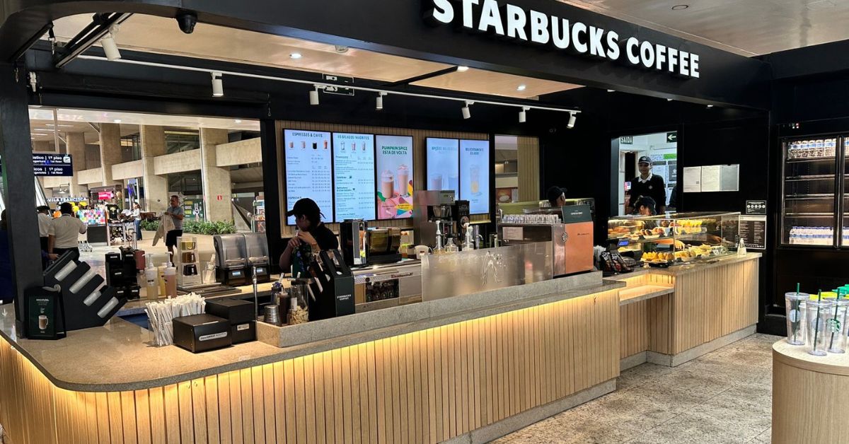 Em meio a crise, Starbucks reabre duas das três lojas no aeroporto de Confins