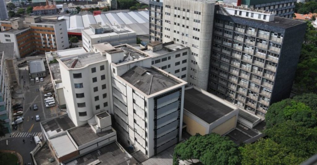 hospital ufmg mercado energia / Vista panorâmica do Hospital das Clínicas da UFMG