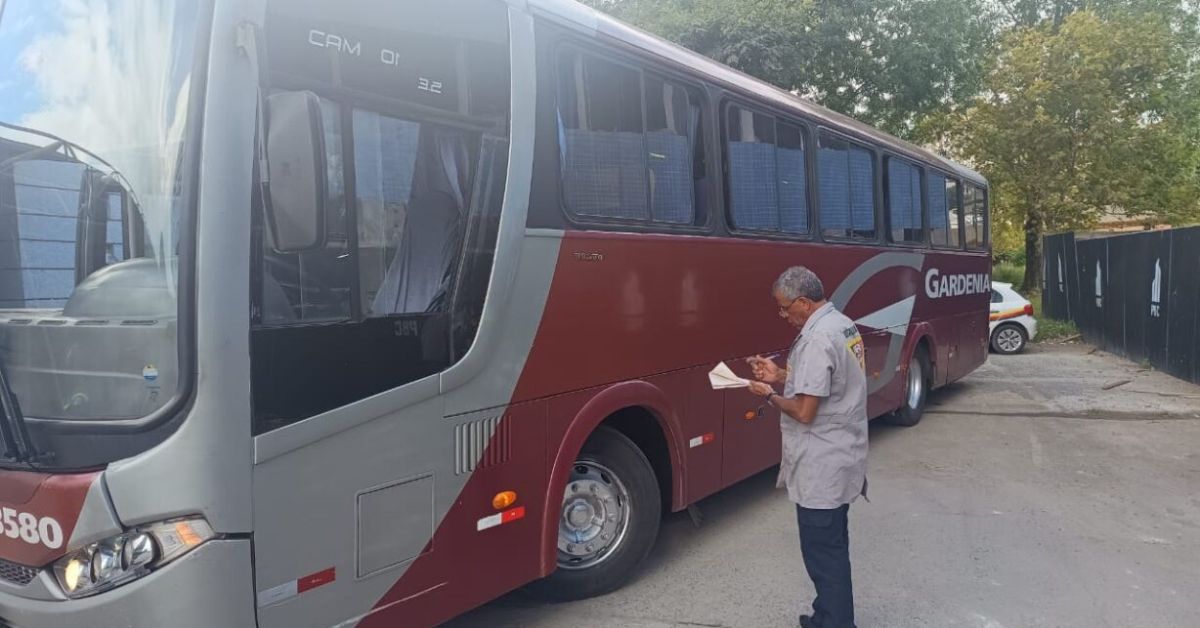 Dez ônibus da Expresso Gardênia são retirados de circulação em MG; Santa Cruz assume linhas