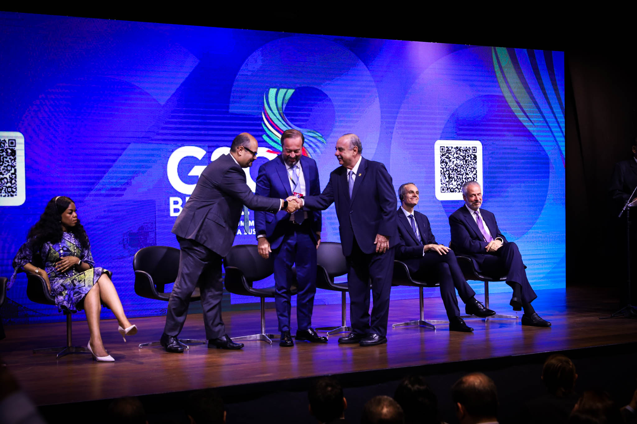 Em evento do G20, Simões defende volta de investimentos em hidrelétricas em MG