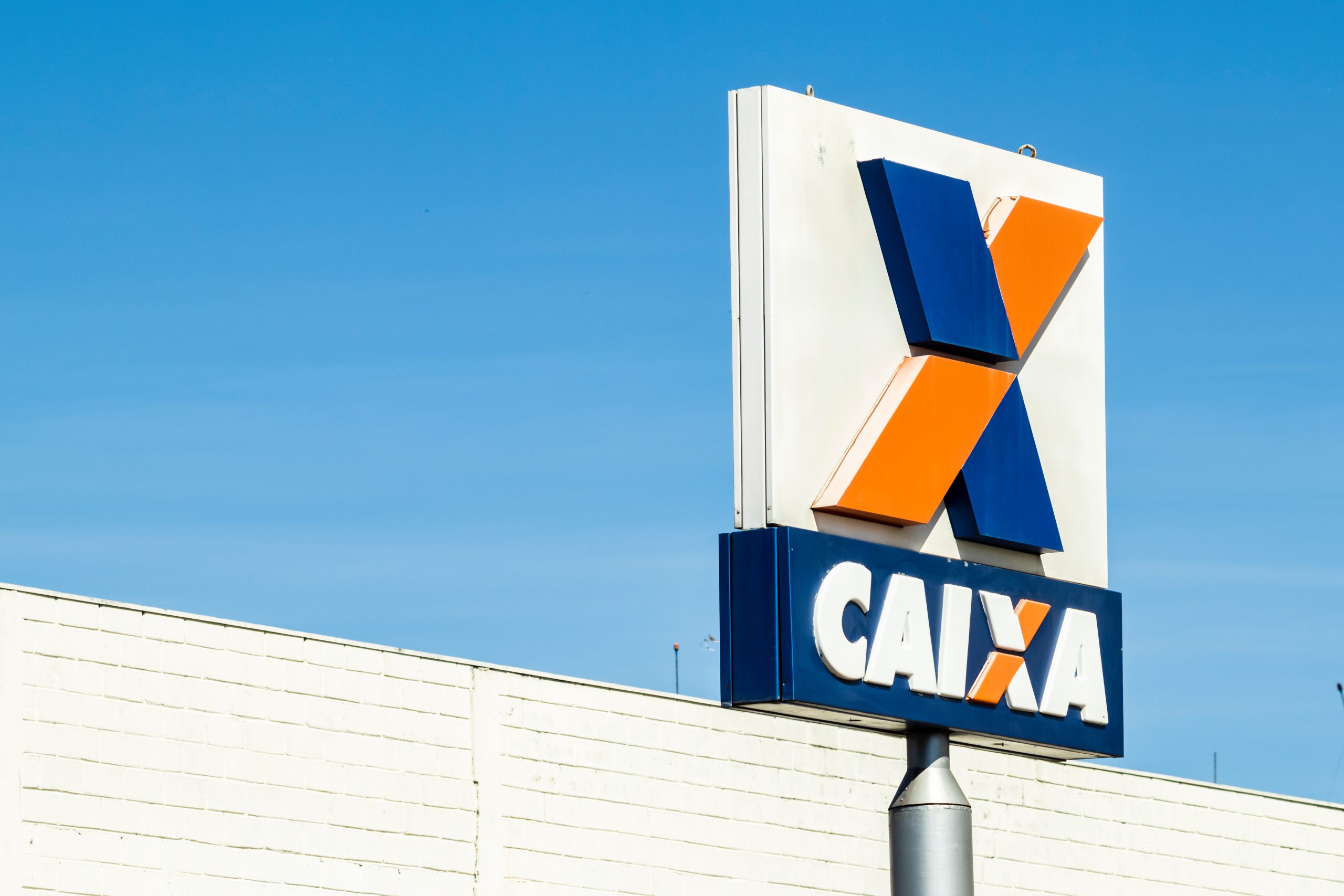 Caixa libera abono salarial para nascidos em fevereiro