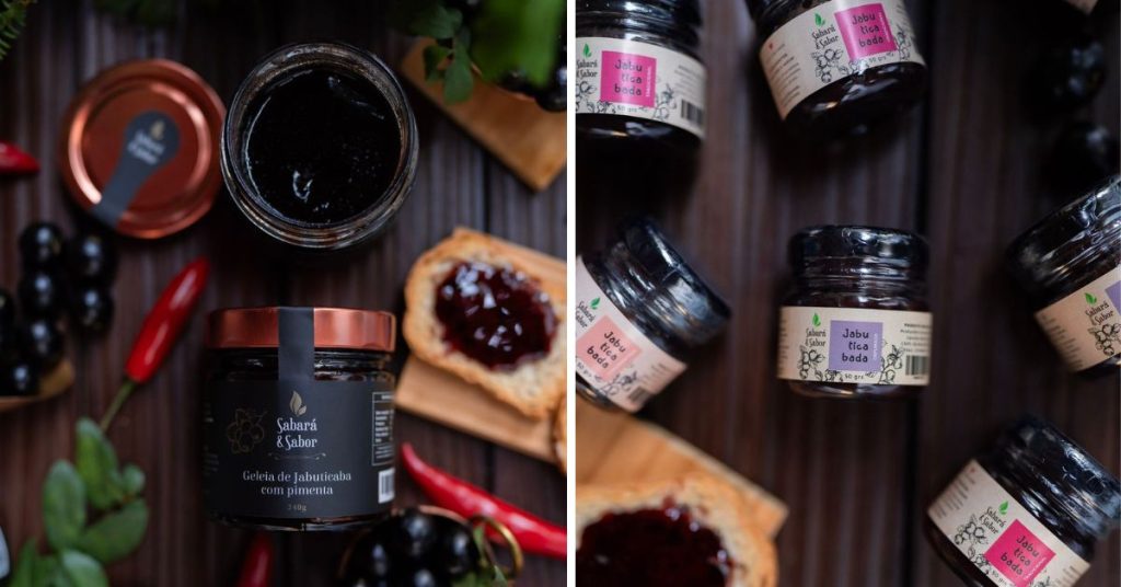 Imagem mostra vários potes de geleia de jabuticaba e pães com geleia.