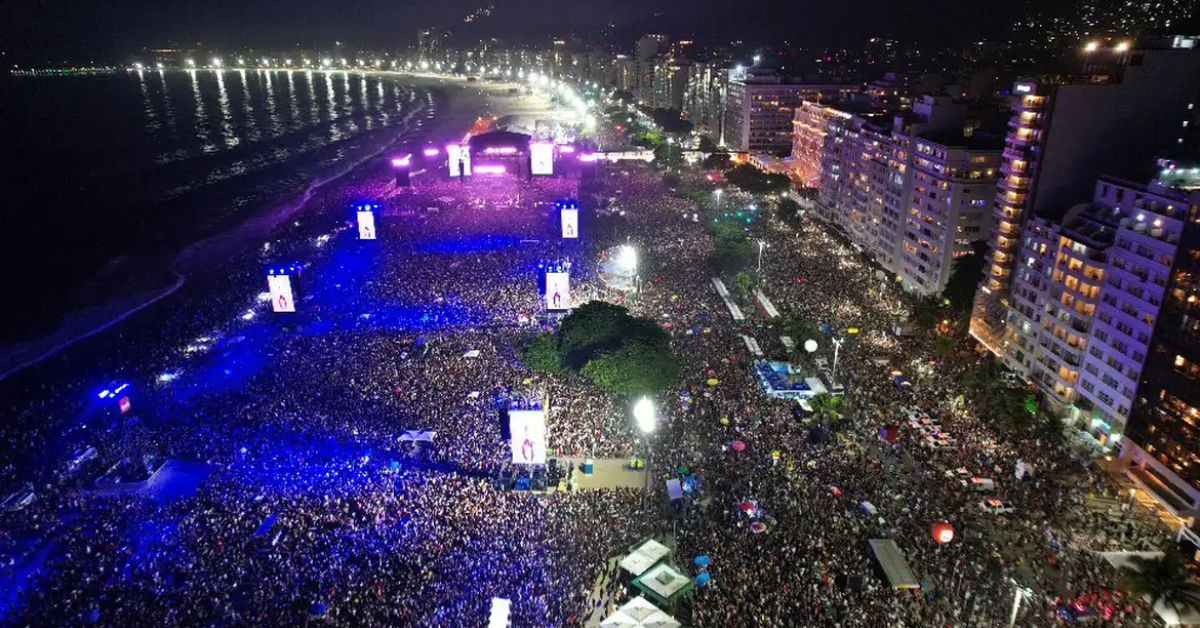 Show de Madonna reúne 1,6 milhão de pessoas em Copacabana