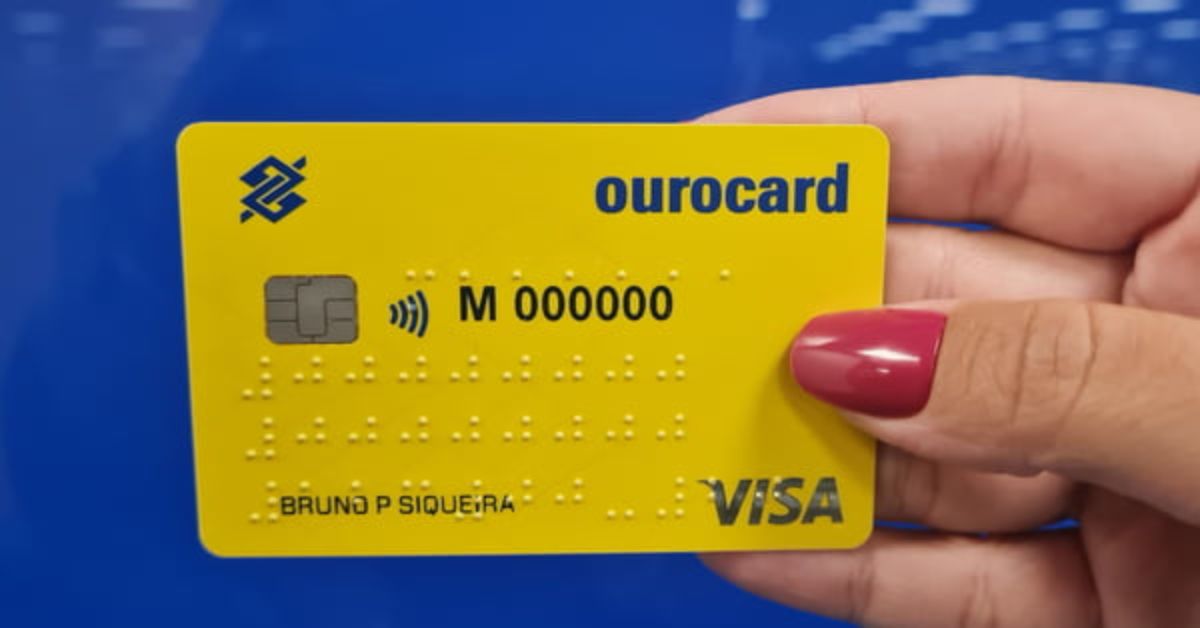 Cartão de crédito em braile do Banco do Brasil chega ao mercado; saiba como pedir