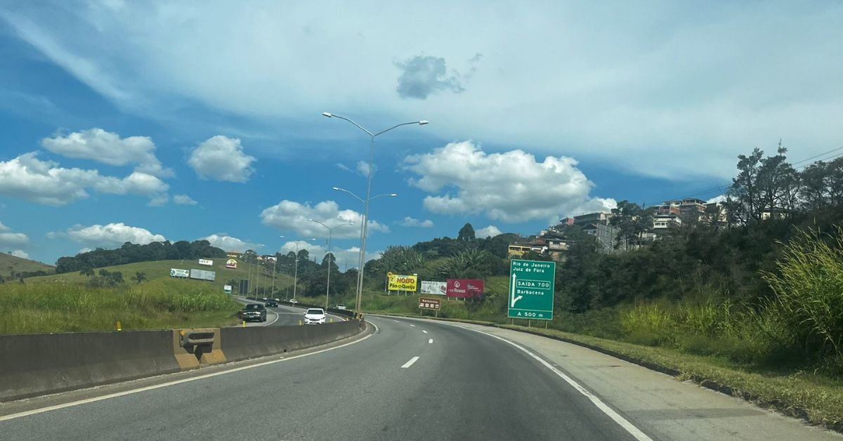 A corrida contra o tempo para a construção da Rodovia do Minério