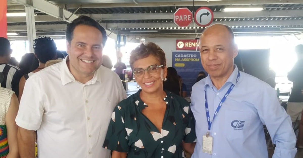Feiras de empregos em Contagem e Uberaba
