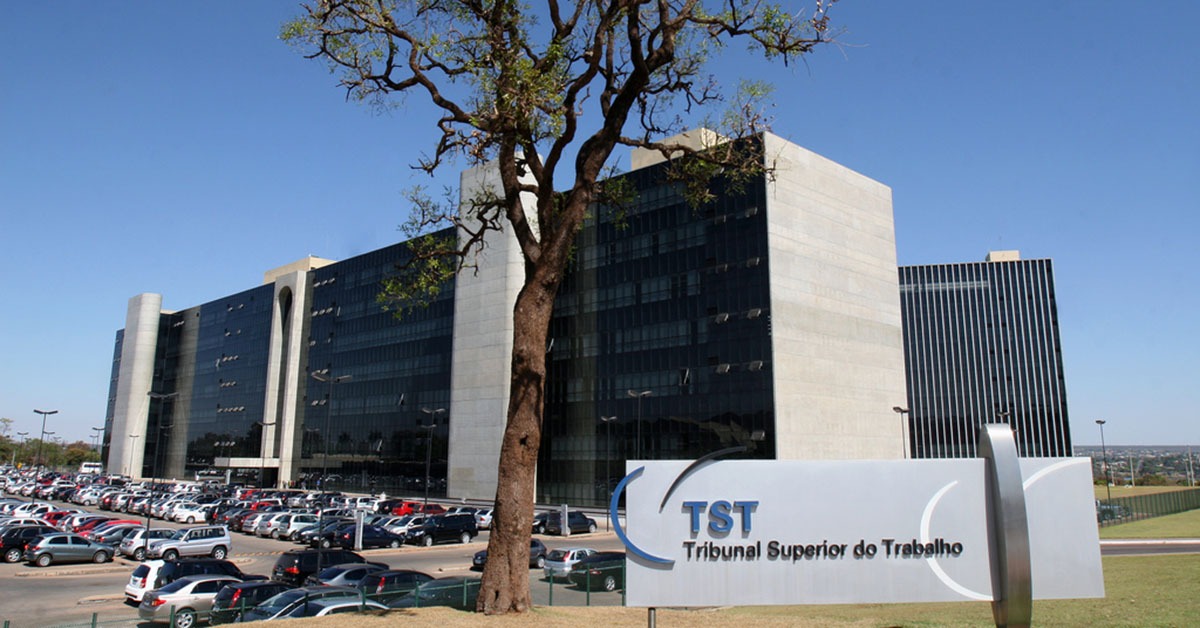 TST deve definir cobrança de contribuição assistencial