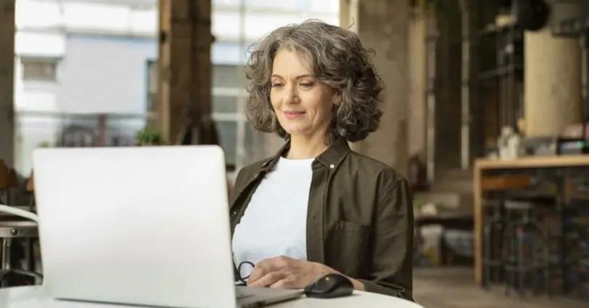 Consumidores acima de 50 anos estão comprando mais pela internet