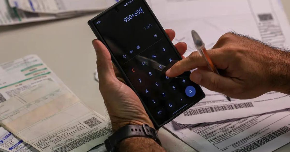 Inadimplência sobe entre consumidores e empresas de Minas Gerais