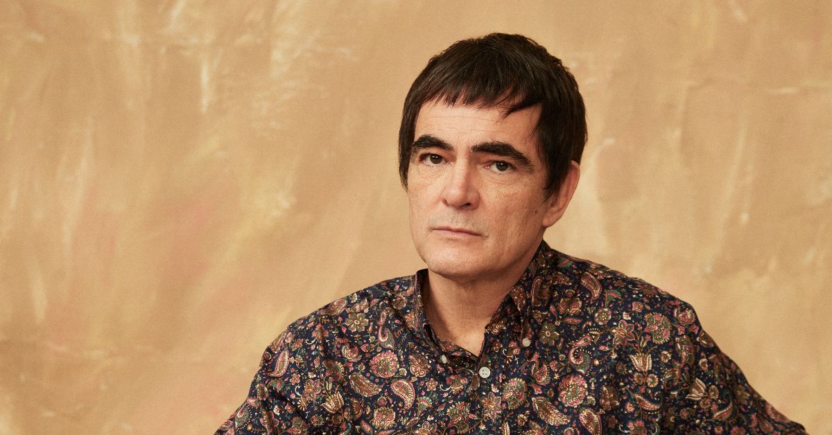 Samuel Rosa lança seu primeiro disco solo; escute