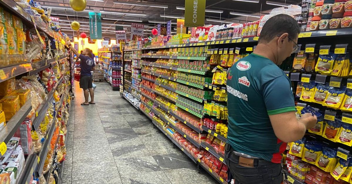 Lares mineiros consomem 2,66% a mais nos supermercados no 1º quadrimestre