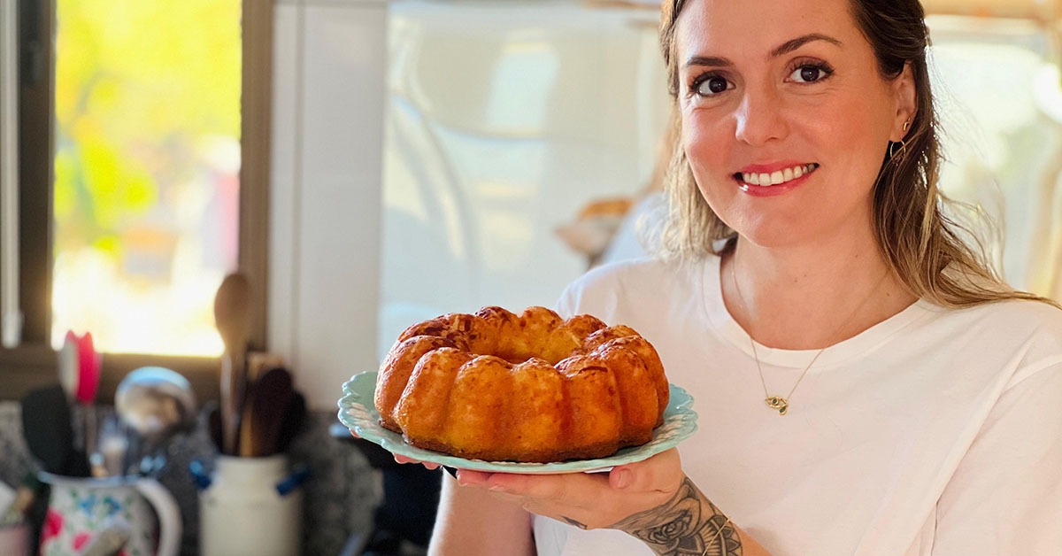 Com receita das avós, empreendedora inova e cria bolo de pão de queijo