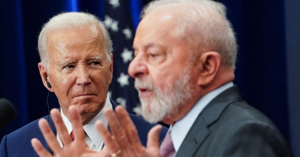 Lula elogia Biden por desistir de tentar reeleição