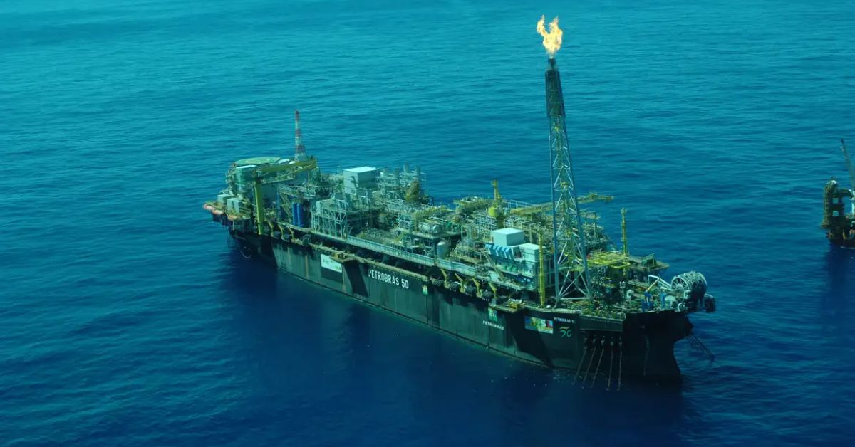 Dez empresas vão disputar 37,5 milhões de barris de petróleo da União