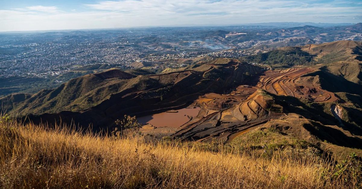 MPMG requer indenização de R$ 100 mi por danos na Serra do Curral