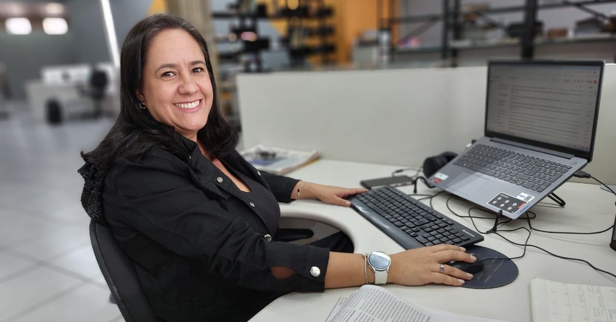 Jornalista do Diário do Comércio recebe prêmio +Admirados da Imprensa do Agronegócio