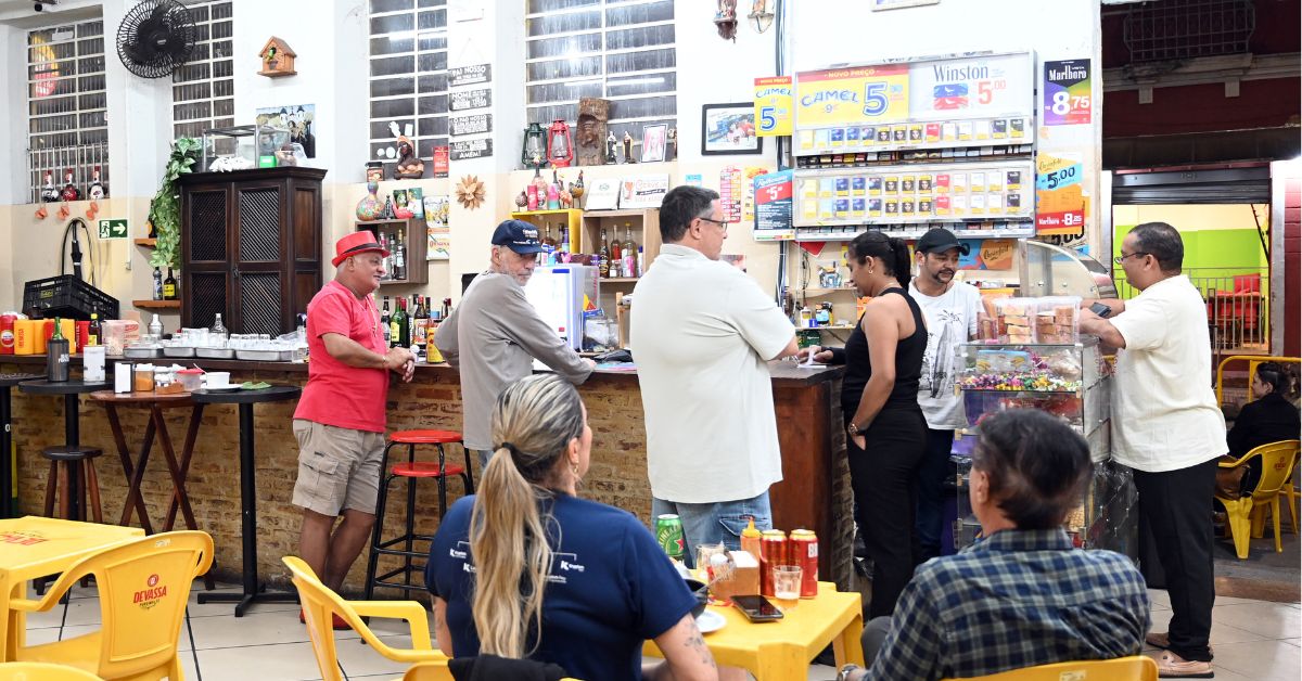 Cenário de inflação de curto prazo segue adverso, afirma Copom, em ata