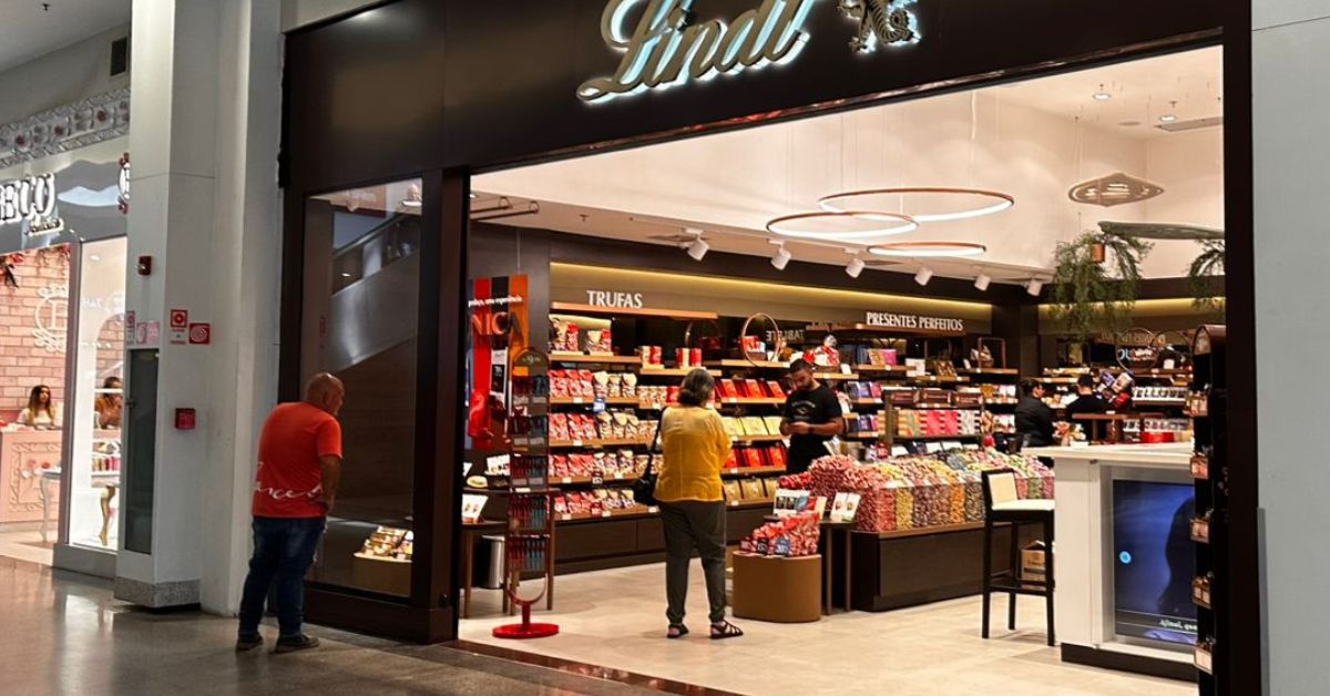 Grife de chocolates premium Lindt inaugura loja no Shopping Del Rey, em BH