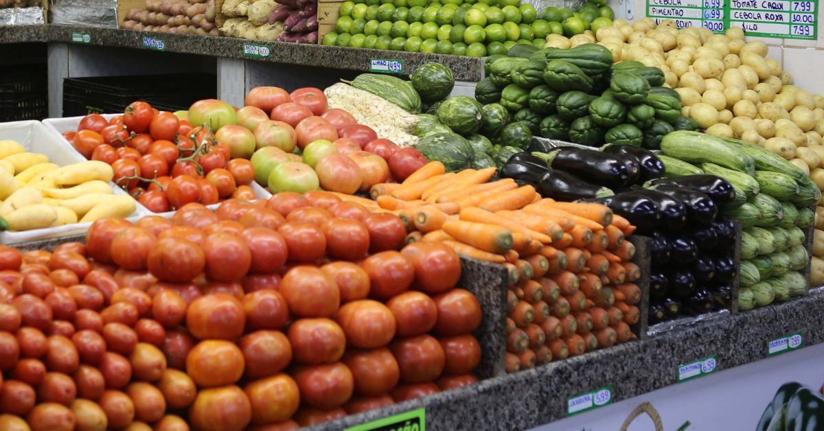 Inflação desacelera em BH sob impacto da alimentação