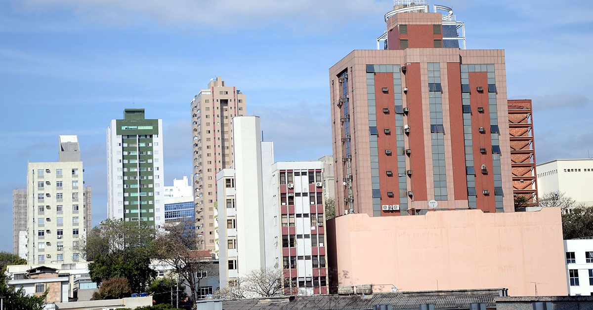 Demanda por apartamentos com mais de 2 quartos sobe em BH, mas casas ainda são as preferidas