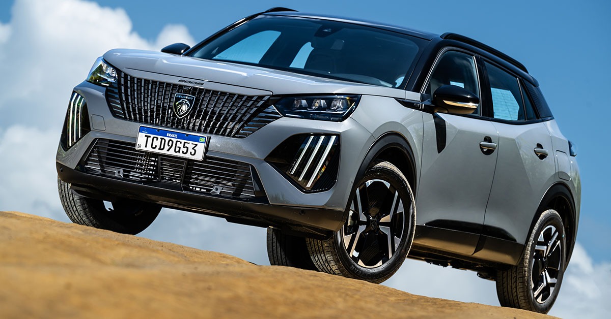 Peugeot apresenta linha 2025 do 2008 com motorização turbo