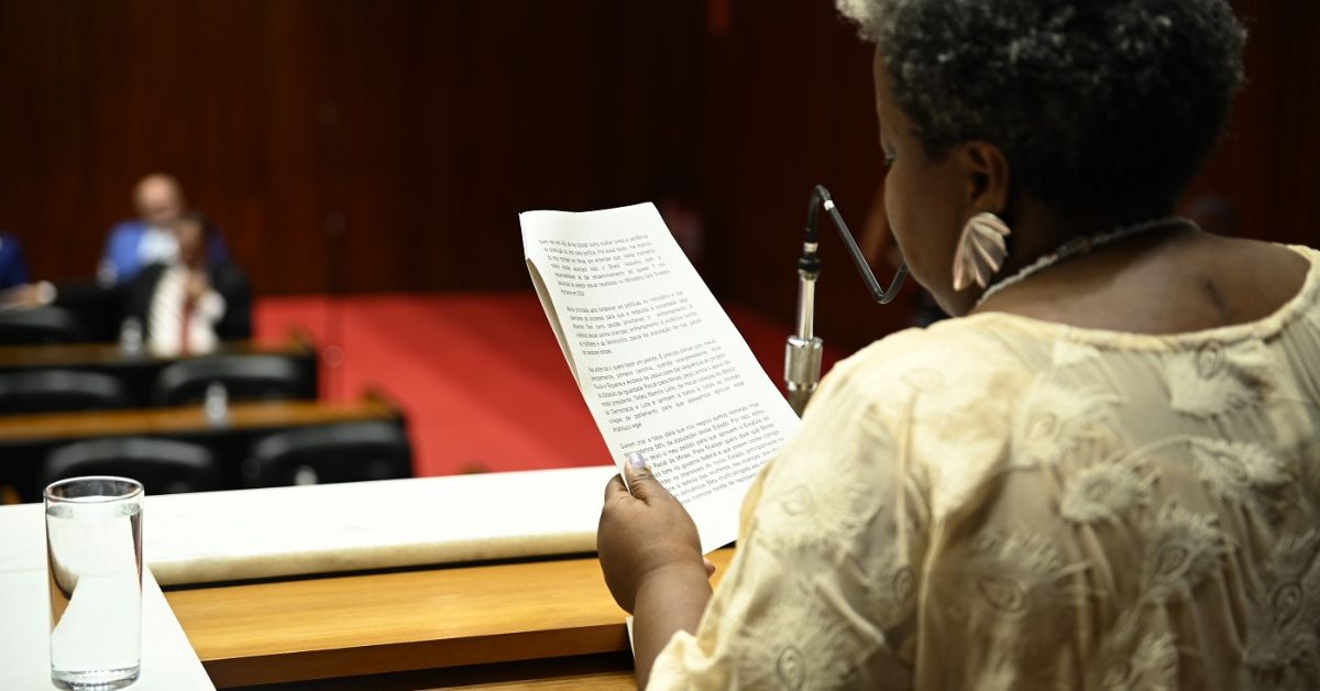 Macaé Evaristo reabre investigação de assédio moral arquivada na gestão Silvio Almeida