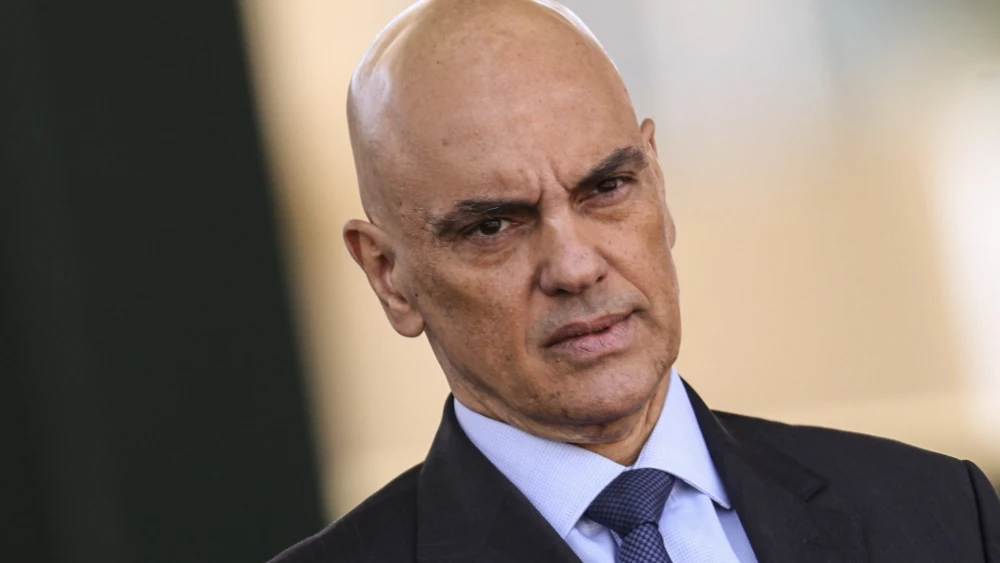 49% dos brasileiros acham injusto o uso da Lei Magnitsky contra Moraes, mostra pesquisa Genial/Quaest