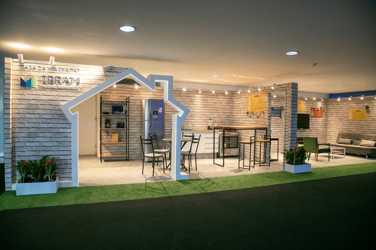 Ação solidária na Exposibram faz doação para a instituição Caminhos para Jesus
