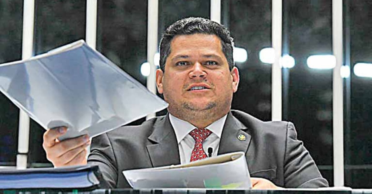 Pacheco defende Alcolumbre na presidência do Senado
