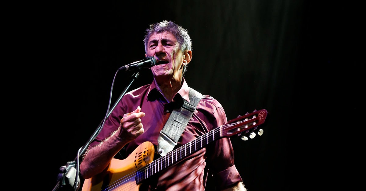 Fagner traz grandes sucessos para o palco do Teatro Francisco Nunes em BH