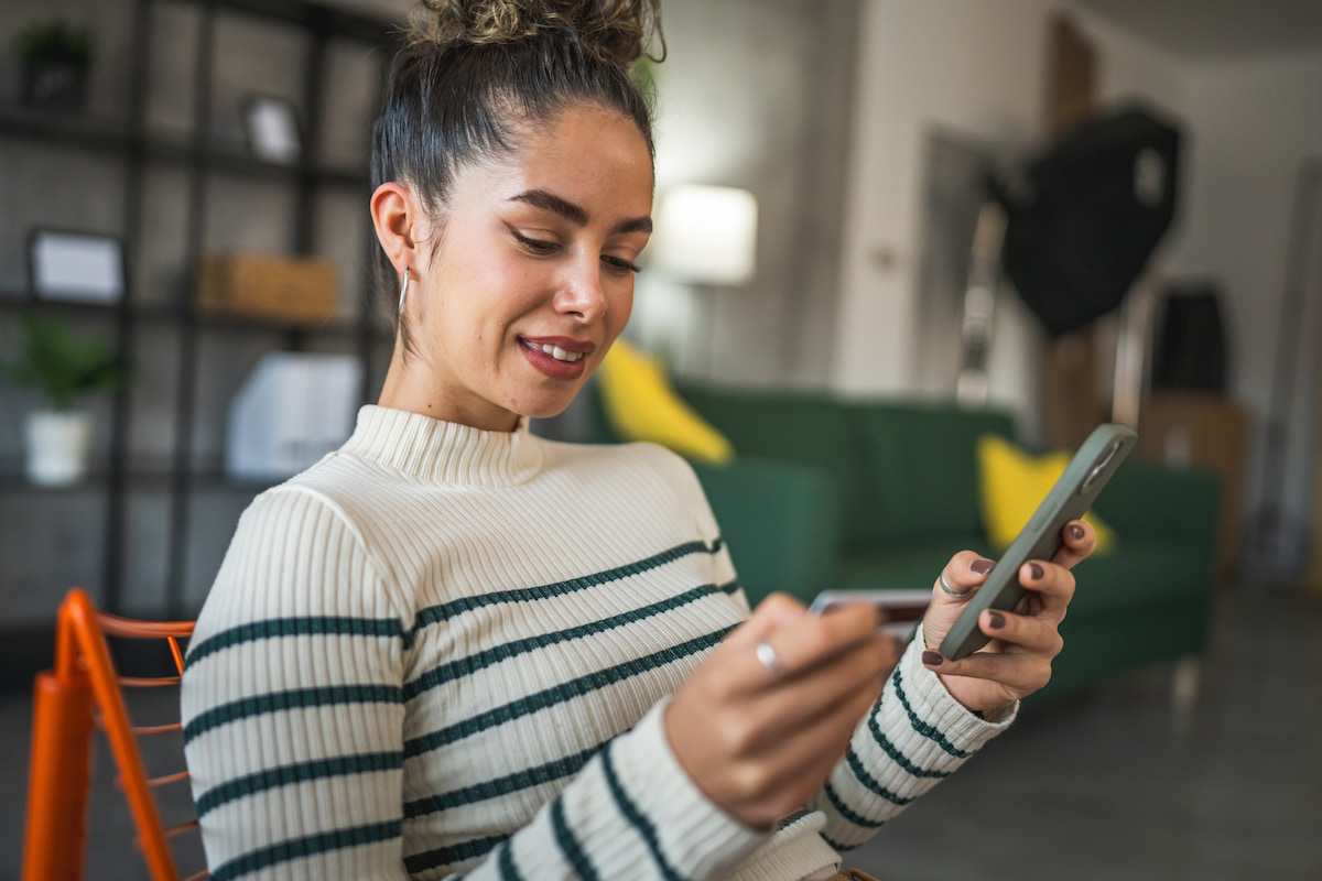 WhatsApp se consolida nas vendas on-line enquanto Facebook e lojas próprias perdem fôlego