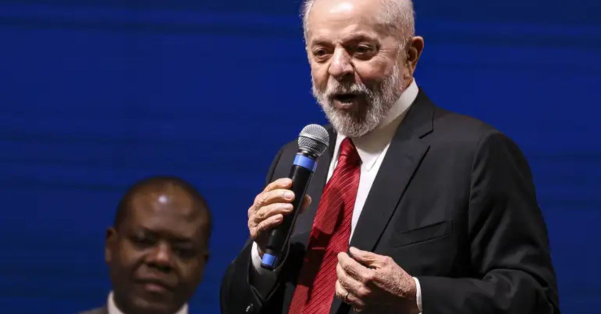 Lula cancela ida ao Brics na Rússia após sofrer acidente doméstico