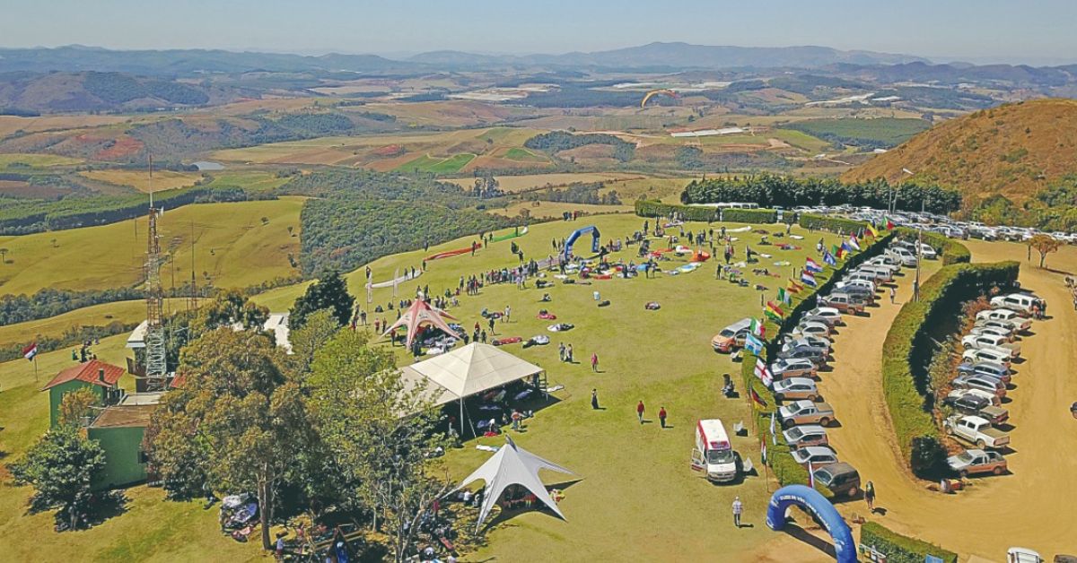 Pan-Americano de Parapente atrai atletas e turistas para Andradas