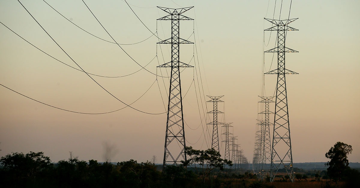 Alta do IPCA-15 acelera a 0,54% em outubro sob peso de energia elétrica