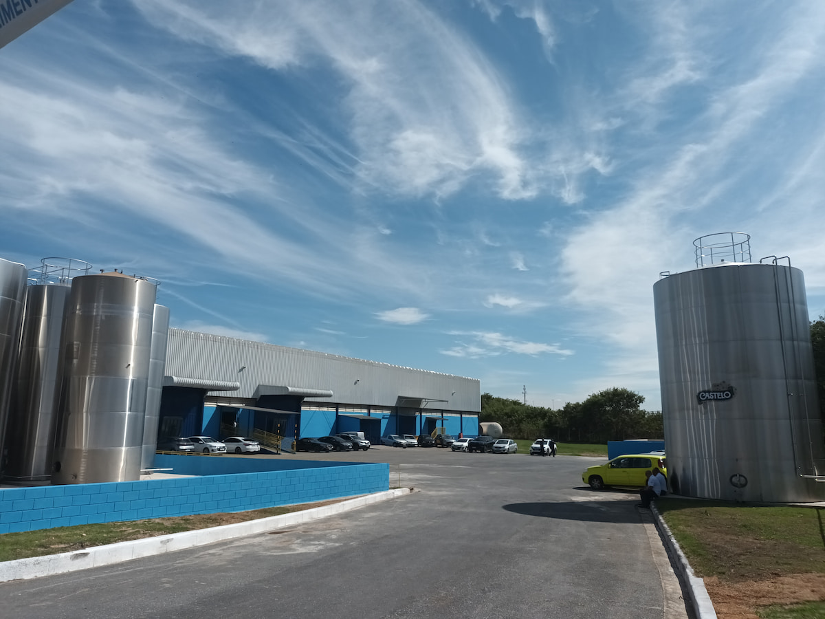 Com área para expansão, Castelo Alimentos inaugura fábrica em Contagem