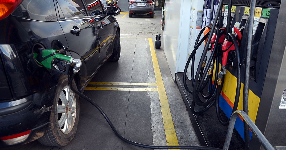 Preços da gasolina e etanol em Minas superam a média nacional em setembro