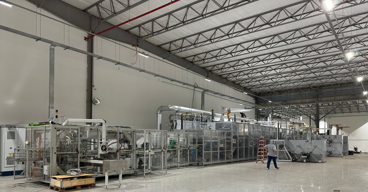 Fabricante de fraldas CCM investe R$ 140 milhões na fábrica de Uberaba