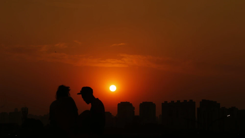 Governo adia decisão sobre retomada do horário de verão 