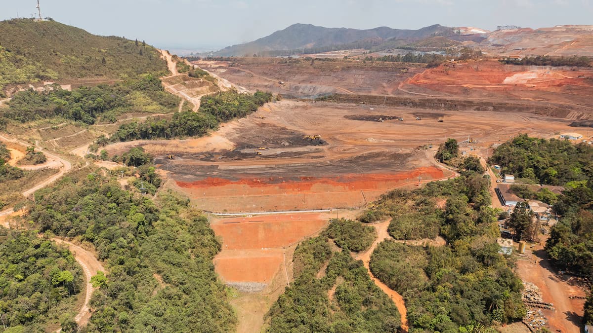Vale inicia descaracterização de barragem em Mariana