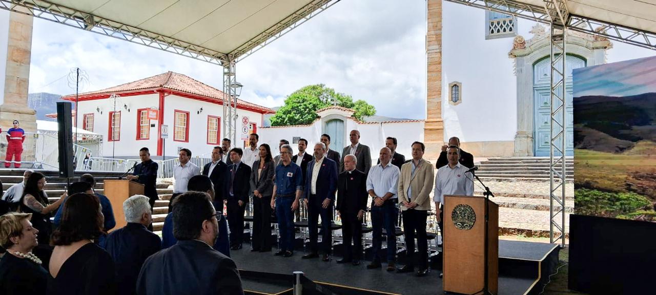 Governo anuncia R$ 2 bilhões do acordo de Mariana para BR-356 e plano de concessão