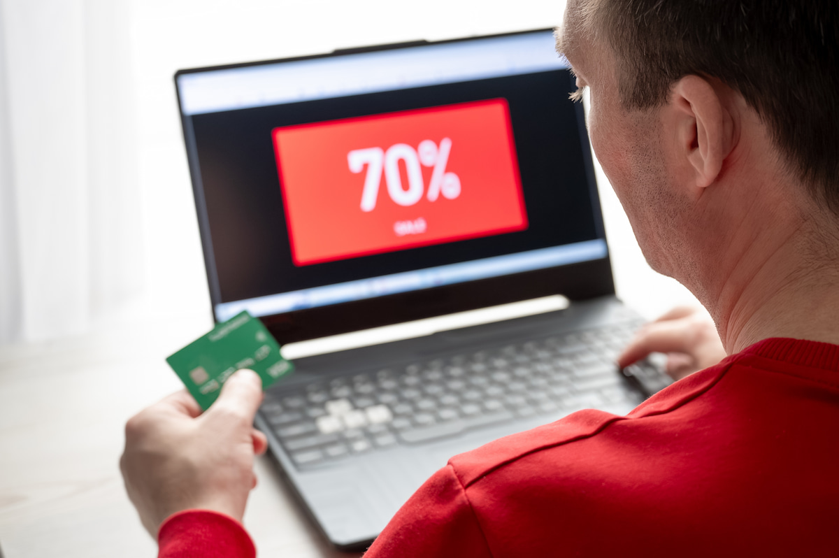 Mineiros perderam R$ 271 mil com golpes na Black Friday de 2023