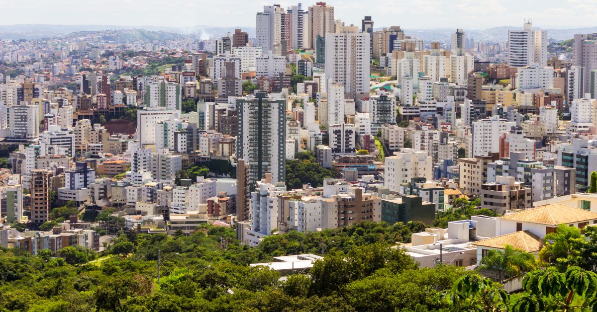 Belo-horizontino quer gastar R$ 616 mil para comprar um imóvel; veja as ruas de BH com essa faixa de preço