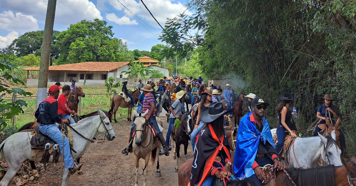 Cavalgada é atração em Cachoeira da Prata neste fim de semana