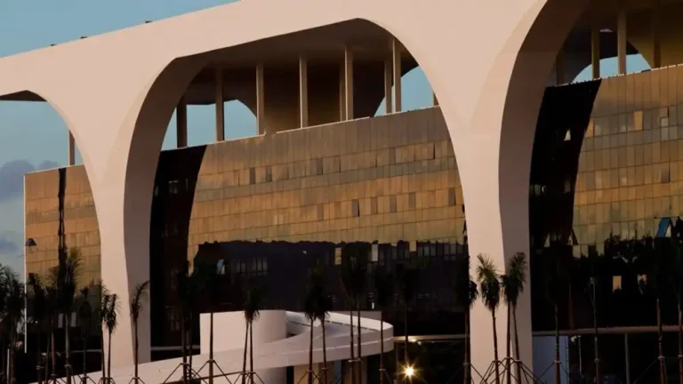 Minas retoma o debate sobre seu papel no desenvolvimento nacional