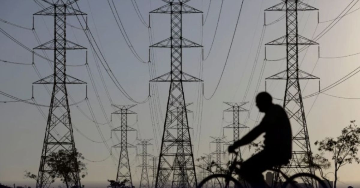 Diretoria da ANEEL se reúne nesta terça (26) para decidir se reduzirá as contas de luz 