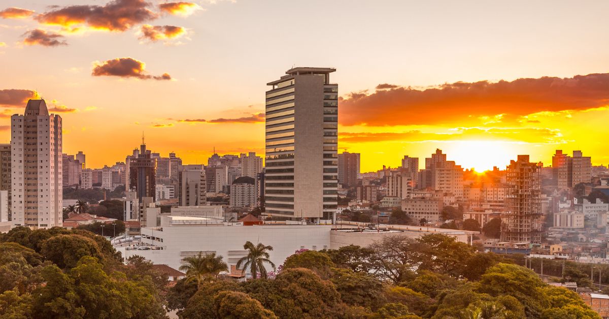 BH é a 2ª cidade do País com hospedagens mais baratas para o verão; veja o ranking