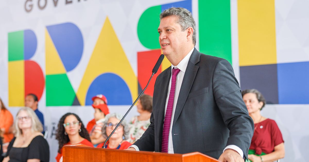 Governo aguardará posição que Congresso encaminhará sobre jornada 6×1, diz Marcio Macêdo