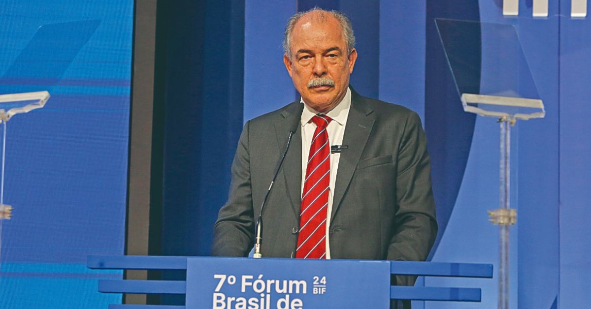 Aprovações de R$ 196 bi ajudaram Brasil a subir no ranking do Iedi, diz presidente do BNDES